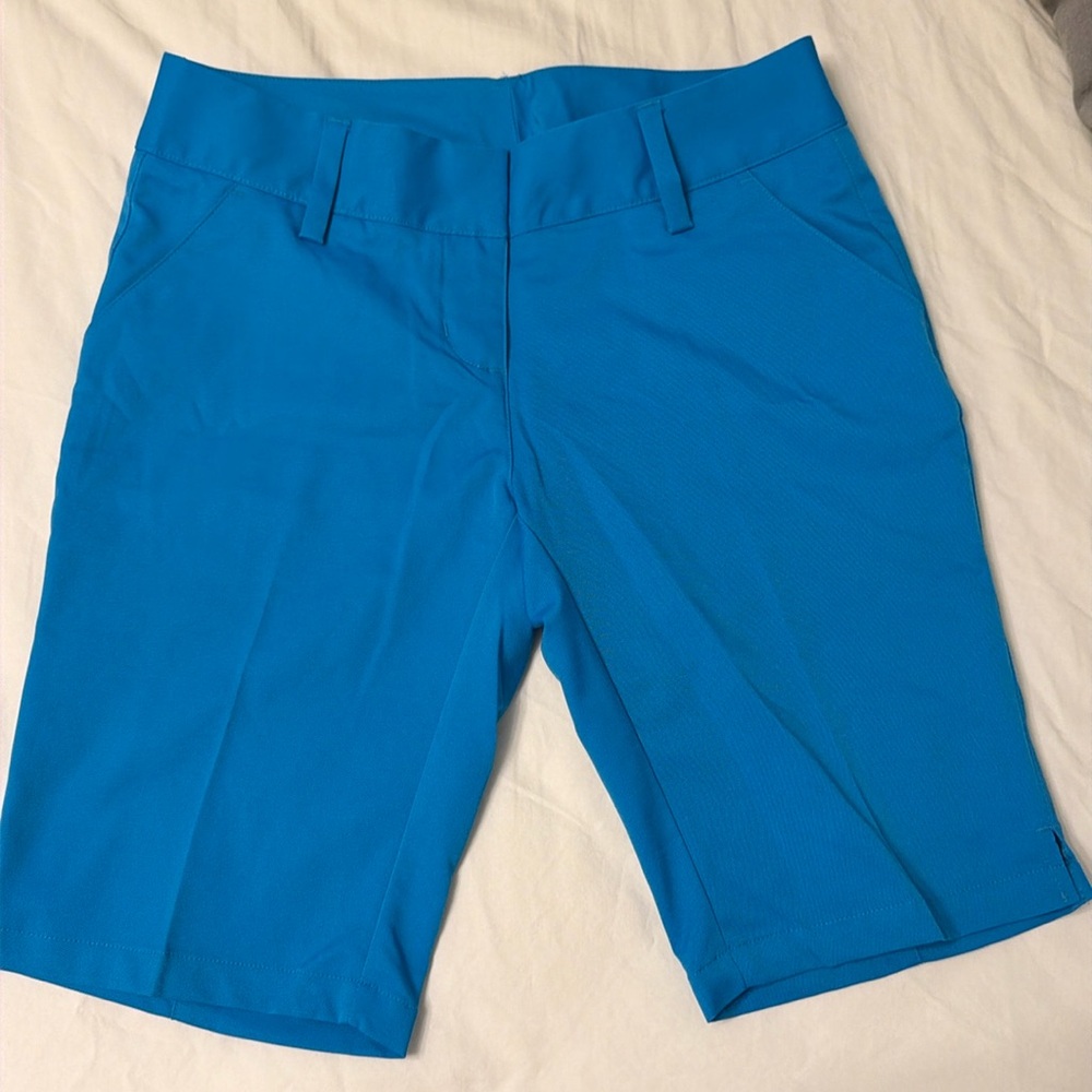 Women’s Bermuda golf shorts SZ 0